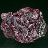 ProustiteChañarcillo, Provincia Copiapó, Región Atacama, Chile3 × 1.8 × 2 cm (Author: Jordi Fabre)