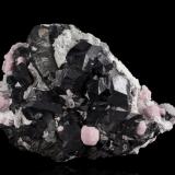 Alabandite with Quartz, Calcite and RhodochrositeMina Uchucchacua, Provincia Oyón, Departamento Lima, Perú13 x 7.5 x 8.5 cm / main crystal: 3 cm. (Author: MIM Museum)