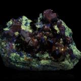 Sodalita con Pirita y WurtzitaProvincia Badakhshan, Afganistán6.5 x 4.5 x 3.5 cm / Cristal principal: 1.1 cm. (Autor: Museo MIM)