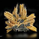 Rutilo, HematitesNovo Horizonte, Bahia, Northeast Region, Brazil2cm x 1,5cm x 0,5cm (Autor: Pere Alonso)