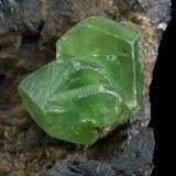 Anglesite on GalenaMiniera Montevecchio, Guspini, Provincia Cerdeña del Sur, Cerdeña/Sardegna, Italia6.5 x 5 x 3 cm / main crystal: 1.6 cm (Author: MIM Museum)