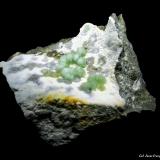 Fluorita.Afloramientos de Singuerlín, Puig Castellar (Serra de Marina), Singuerlín, Santa Coloma de Gramenet, Comarca Barcelonès, Barcelona, Cataluña / Catalunya, España55x47 mm. (Autor: Jesus Franquesa Baucells)