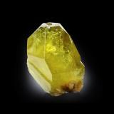 Brazilianite with Mica (Group)Mina Córrego Frio, Linópolis, Divino das Laranjeiras, Vale do Rio Doce, Minas Gerais, Brasil5 x 4 x 7.5 cm / main crystal: 7.2 cm. (Author: MIM Museum) Brazilianite with Mica (Group)Mina Córrego Frio, Linópolis, Divino das Laranjeiras, Vale do Rio Doce, Minas Gerais, Brasil5 x 4 x 7.5 cm / main crystal: 7.2 cm. (Author: MIM Museum)