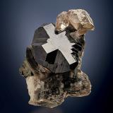 Bixbyita (Subgrupo), topacio<br />Concesión Solar Wind, Cordillera Thomas, Condado Juab, Utah, USA<br />25 x 20 mm<br /> (Autor: Borja Sainz de Baranda)