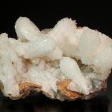 Stilbite (Subgroup)Curea, Municipio Rosario de Tesopaco, Sonora, México7.0 x 4.9 x 3.2 cm (Author: Michael Shaw)