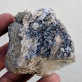 Freibergita, Cuarzo, Galena<br />Mina Relámpago, Hiendelaencina, Comarca Serranía de Guadalajara, Guadalajara, Castilla-La Mancha, España<br />5,0 x 5,0 x 3,3 cm<br /> (Autor: carles)