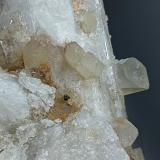 Damburita<br />Mina Aurora, Charcas, Municipio Charcas, San Luis Potosí, México<br />110x60x60 mm.<br /> (Autor: Luis Edmundo Sánchez Roja)