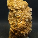 Calcita y celestina<br />Cantera Cabezoncillo, Cabeçonet/Alto del Salmitre, Municipio Busot, Comarca Campo de Alicante, Alicante / Alacant, Comunidad Valenciana / Comunitat Valenciana, España<br />10 x 4.5 cm<br /> (Autor: Pedro Antonio)