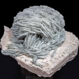 Albite (variety cleavelandite) with OrthoclaseMina Xanda, Virgem da Lapa, Vale do Jequitinhonha, Minas Gerais, Brasil11.8 × 10.7 × 4.5 cm (Author: Jordi Fabre)