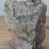 GranulitaMacizo ultramáfico (ultrabásico) de Herbeira-Complejo de Cabo Ortegal, Herbeira, Cariño, Comarca Ortegal, La Coruña / A Coruña, Galicia / Galiza, Spain6x7x3,5 cm. (Autor: supertxango)