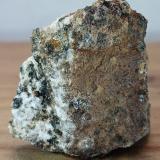 GranulitaMacizo ultramáfico (ultrabásico) de Herbeira-Complejo de Cabo Ortegal, Herbeira, Cariño, Comarca Ortegal, La Coruña / A Coruña, Galicia / Galiza, Spain7x7x3 cm. (Autor: supertxango)