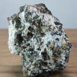 GranulitaMacizo ultramáfico (ultrabásico) de Herbeira-Complejo de Cabo Ortegal, Herbeira, Cariño, Comarca Ortegal, La Coruña / A Coruña, Galicia / Galiza, Spain8x7x4 cm. (Autor: supertxango)