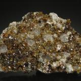 SphaleriteMina Empire State No. 4, Balmat, Distrito Balmat-Edwards Zinc, Condado St. Lawrence, New York, USA7.3 x 4.1 x 1.8 cm (Author: Michael Shaw)