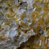 VanadinitaMina San Francisco (antigua mina Pura), Higuera de Llerena, Comarca Campiña Sur, Badajoz, Extremadura, EspañaCampo de visión de  4 mm. (Autor: Antonio Carmona)