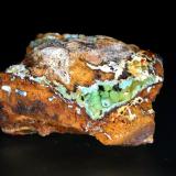 SchulenbergitaMina Hilarion, Zona Hilarion, Minas Kamariza, Agios Konstantinos, Distrito minero Lavrion, Prefectura Attikí (Attica), Grecia5 x 4 cm. (Autor: Antonio P. López)