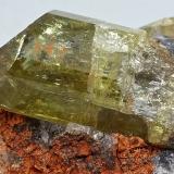 Fluorapatito<br />Mina Cerro de Mercado, Cerro de los Remedios, Victoria de Durango, Municipio Durango, Durango, México<br />90x55x50 mm.<br /> (Autor: Luis Edmundo Sánchez Roja)