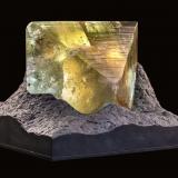 TopazSerra do Pipiripau, Município Antônio Dias, Vale do Rio Doce, Minas Gerais, Brasil51 x 49 x 44 cm / main crystal: 66 cm. (Author: MIM Museum)