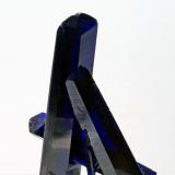 AzuriteMina Zellidja, distrito minero Touissit-Bou Beker, Provincia Jerada, Región Oriental, Marruecos3.5 × 2 × 0.7 cm (Author: Jordi Fabre)