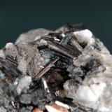 Manganita<br />Ilfeld, Nordhausen, Distrito Nordhausen, Turingia/Thüringen, Alemania<br />Cristales de 1 cm.<br /> (Autor: Antonio P. López)