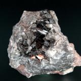 Manganita<br />Ilfeld, Nordhausen, Distrito Nordhausen, Turingia/Thüringen, Alemania<br />7 x 6 cm.<br /> (Autor: Antonio P. López)