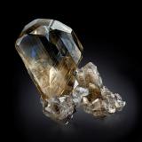 CerussiteMina Kombat, Kombat, Distrito Grootfontein, Región Otjozondjupa, Namibia6 x 5 x 5.5 cm / main crystal: 5.4 cm. (Author: MIM Museum)