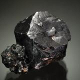 GalenaMina Denton, formación Rosiclare, Grupo Goose Creek Mine, Sub-Distrito Harris Creek, Condado Hardin, Illinois, USA5.1 x 3.6 x 3.0 cm (Author: Michael Shaw)