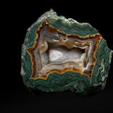 Quartz (variety agate)Campo de lavas Vishegrad, Kardzhali, Municipio Kardzhali, Óblast Kardzhali, Bulgaria7,8 cm. long / 185 g (Author: DanovskiM)