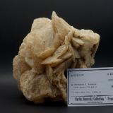 Gypsum<br />Troyanovo 3 Mine, Radnevo, Radnevo Municipality, Stara Zagora Province, Stara Zagora Region, Bulgaria<br />11x9x6 cm. / 751 g<br /> (Author: DanovskiM)