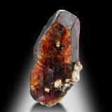 Monazite (Subgroup)Monte Zagi, Hameed Abad Kafoor Dheri, Peshawar, Jaiber Pastunjuá, Paquistán6.5 x 3 x 3.5 cm / main crystal: 6.4 cm. (Author: MIM Museum)