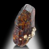 Monacita (Subgrupo)<br />Monte Zagi, Hameed Abad Kafoor Dheri, Peshawar, Jaiber Pastunjuá, Paquistán<br />6.5 x 3 x 3.5 cm / Cristal principal: 6.4 cm.<br /> (Autor: Museo MIM)