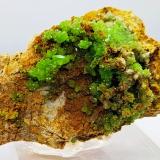 Piromorfita.<br />Mina Daoping, Gongcheng, Prefectura Guilin, Región Autónoma Guangxi Zhuang, China<br />8x4<br /> (Autor: AntonioJesus)