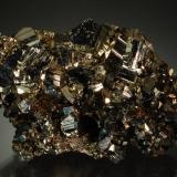 PyriteMina Eagle, Gilman, Distrito Gilman, Condado Eagle, Colorado, USA5.3 x 3.1 x 2.7 cm. (Author: Michael Shaw)