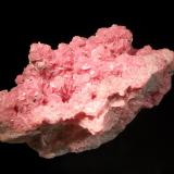 RhodochrositeMina Eagle, Gilman, Distrito Gilman, Condado Eagle, Colorado, USA10.6 x 7.0 x 4.0 cm (Author: Michael Shaw)