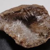 Aragonito<br />Zona Montgó, Parque Natural del Montgó, Municipio Dénia, Comarca Marina Alta, Alicante / Alacant, Comunidad Valenciana / Comunitat Valenciana, España<br />40x25 mm<br /> (Autor: Ignacio)