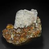 Barite, Fluorite, Chalcopyrite<br />Bäuerin Mine, Schottenberg, Frohnau, Annaberg-Buchholz, Annaberg District, Erzgebirgskreis, Saxony/Sachsen, Germany<br />9.5 x 6.5 cm<br /> (Author: am mizunaka)