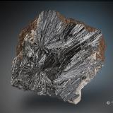 PirolusitaImini Mine, Imini area, Ouarzazate Province, Drâa-Tafilalet Region, Morocco5,5xm x 5cm x 3,5cm (Autor: Pere Alonso)