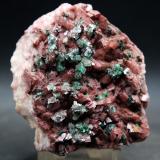 dolomita y rosasita<br />Bou Beker, distrito minero Touissit-Bou Beker, Provincia Jerada, Región Oriental, Marruecos<br />6.5 x 5.5 cm<br /> (Autor: Pedro Antonio)