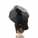 Spinel (variety pleonaste)Gon deposit, Bezyimyany Stream, Aldan, Aldansky District, Sakha Republic (Yakutia), Russia4.5 x 4.5 x 5.5 cm (Author: MIM Museum)