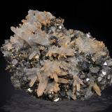 Galena, Pyrite, Quartz and DolomiteZona minera Madan, Montes Rhodope, Smolyan Oblast, Bulgaria92 mm x 58 mm x 40 mm (Author: Firmo Espinar)