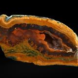 Quartz (variety agate / chalcedony)Campo de lavas Vishegrad, Kardzhali, Municipio Kardzhali, Óblast Kardzhali, Bulgaria10,5 x 5 cm. / 219 g (Author: DanovskiM)