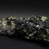 Sphalerite, Chalcopyrite, GalenaMina Borieva, Zona minera Madan, Montes Rhodope, Smolyan Oblast, Bulgaria8x5x2,2 cm (Author: DanovskiM)