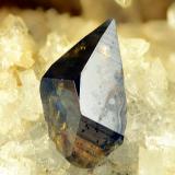 Anatasa, CuarzoPlan-du-Lac, Saint Christophe en Oisans, Comuna Le Bourg d'Oisans, Isère, Auvergne-Rhône-Alpes, FranciaCristal de 4 mm. (Autor: Antonio P. López)