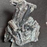 EstibinaProvincia Hunan, China13 ancho, 17 alto, 9 fondo. Peso de 1431 gramos (Autor: ARS88)