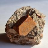 Orthoclase<br />Baito del Manzo, Valfloriana, Trento Province, Trentino-Alto Adige (Trentino-Südtirol), Italy<br />6 x 4,5 cm<br /> (Author: Volkmar Stingl)