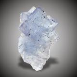 FluoritaMina La Viesca, zona minera de La Collada, Huergo, Siero, Comarca Oviedo, Principado de Asturias (Asturias), España9,5x6cm. (Autor: castrominerals)