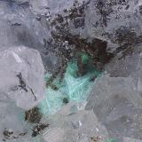 Mixita y beyeritaAntoñita Mine, Las Muleras, Pozoblanco, Comarca Los Pedroches, Córdoba, Andalusia, SpainCampo de visión de  5 mm. (Autor: Antonio Carmona)