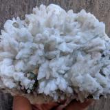 Calcita, PiritaBellmunt del Priorat, Comarca Priorat, Tarragona, Cataluña / Catalunya, España12,0 x 11,0 x 4,0 cm (Autor: carles)