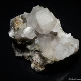 Calcita.Berta Quarry, Can Domènech Hill, Roques Blanques Mountains, Sant Cugat del Vallès-El Papiol, Comarca Vallès Occidental / Baix Llobregat, Barcelona, Catalonia / Catalunya, Spain77x70 mm. (Autor: Jesus Franquesa Baucells)