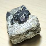 Galena, CalcitaMina La Martorellense, Martorell-Castellví de Rosanes, Comarca Baix Llobregat, Barcelona, Cataluña / Catalunya, España70 mm x 45 mm, cristal mayor: 20 mm, masa: 198 g. (Autor: Carles Millan)