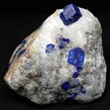 LazuritaLadjuar Medam, Sar-e Sang, Valle Koksha, Distritos Khash & Kuran Wa Munjan, Provincia Badakhshan, Afganistán75x70x50 mm. (Autor: Luis Edmundo Sánchez Roja)